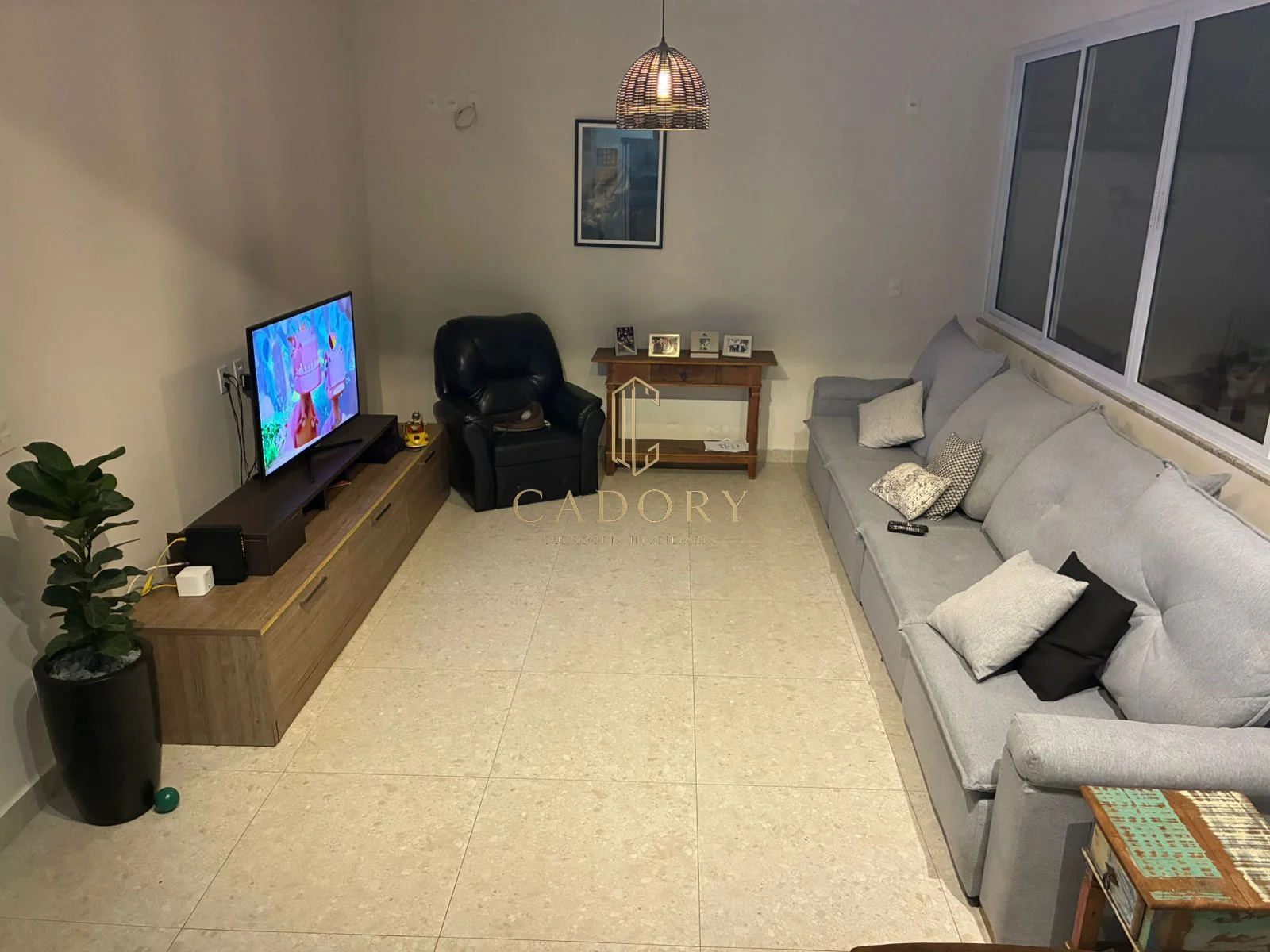 Sobrado Moderno no Jardim Panorama - Conforto e Praticidade — foto 2