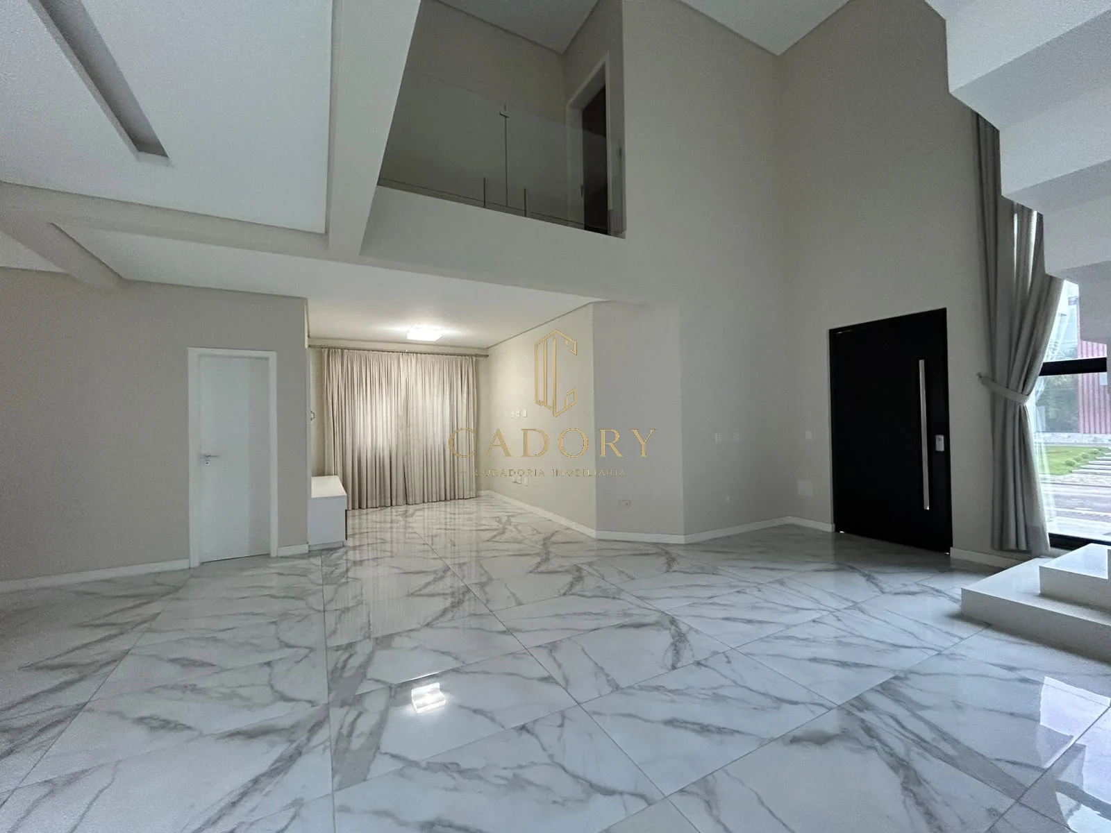 Casa luxuosa em Urbanova com piscina e varanda gourmet — foto 2