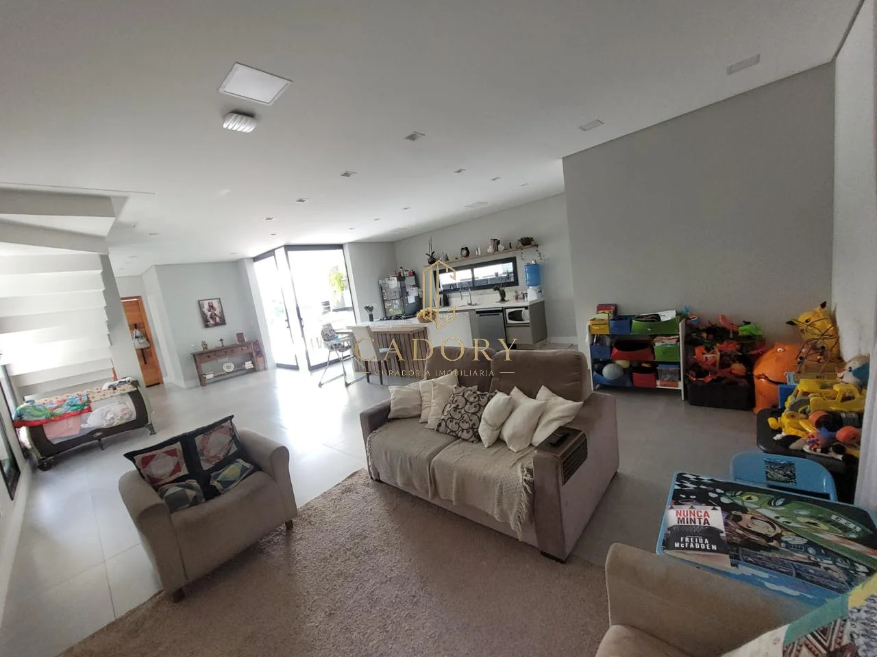 Sobrado Moderno em Urbanova - Seu Refúgio de Conforto e Estilo — foto 3