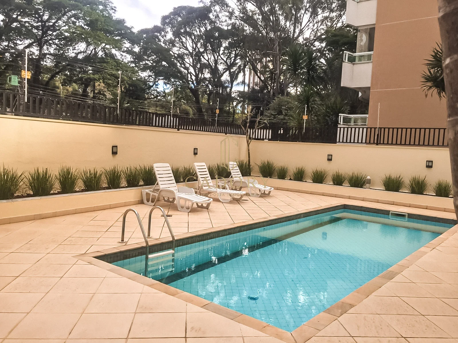 Apartamento 2 quartos no Jardim São Dimas com 2 vagas e suíte