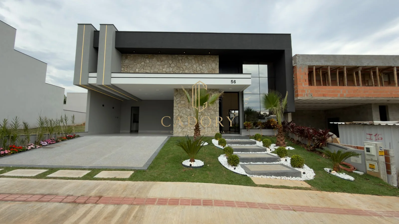 Conforto e Modernidade em Indaiatuba - Casa com Piscina Privativa