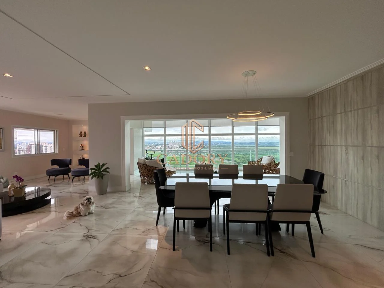Luxuosa Cobertura com vista para a Serra da Mantiqueira em Colinas — foto 9