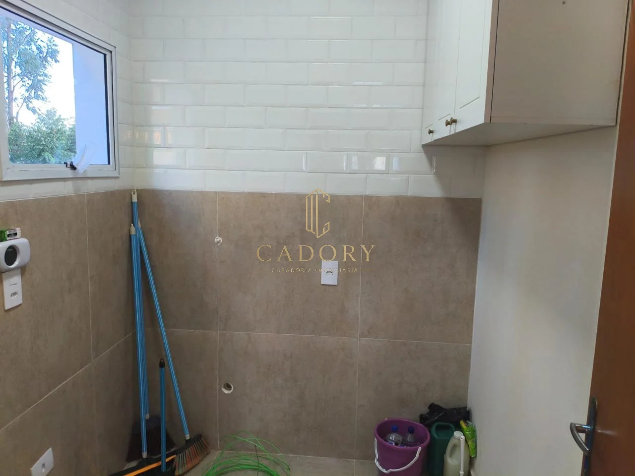 Refúgio em Águas de Santa Bárbara: Casa Nova com Piscina — foto 4