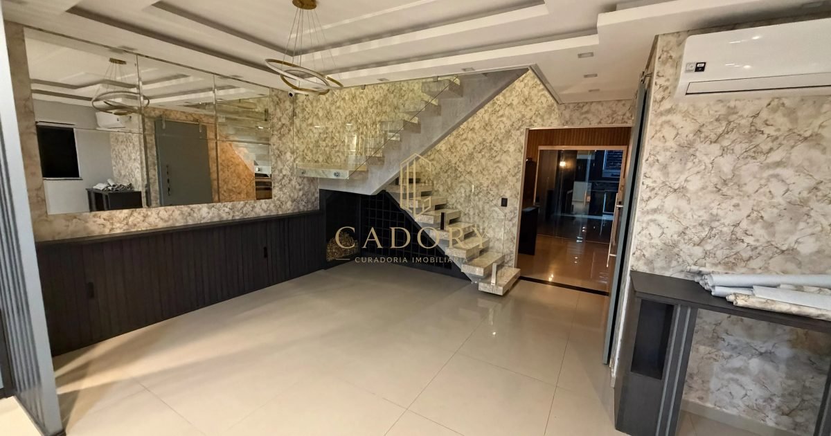 Sobrado sofisticado no Jd. Paulista - 4 dormitórios e 2 suítes | Cadory