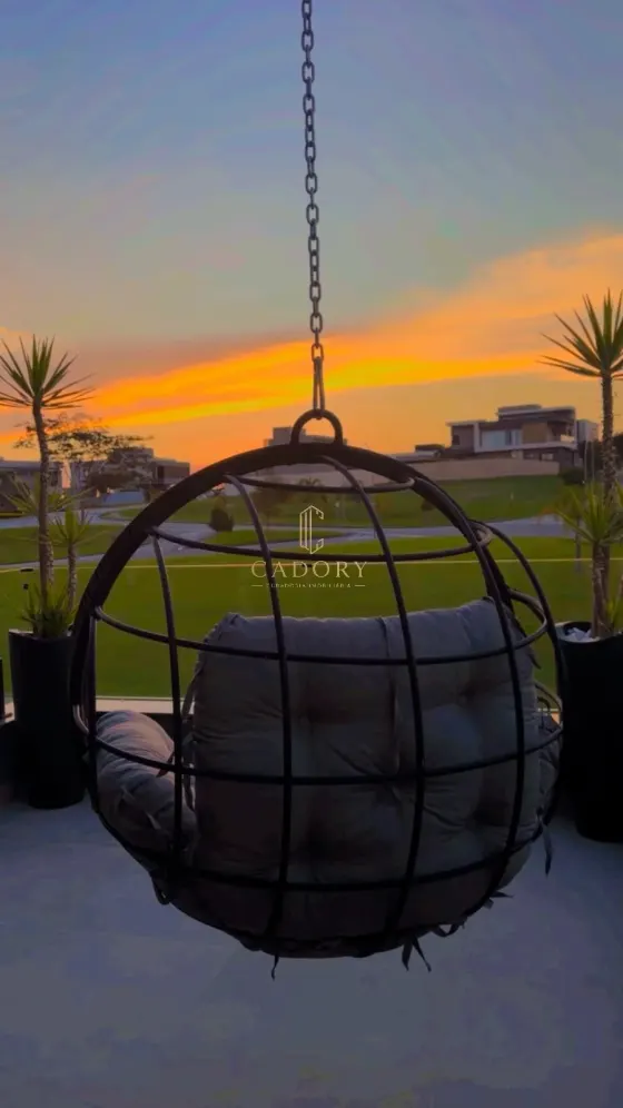 Sobrado Luxuoso com Vista Definitiva em Urbanova